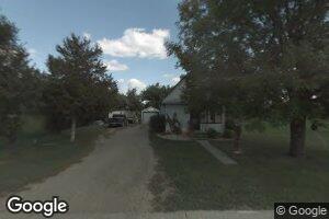 805 E 6th St, Redfield, SD 57469
