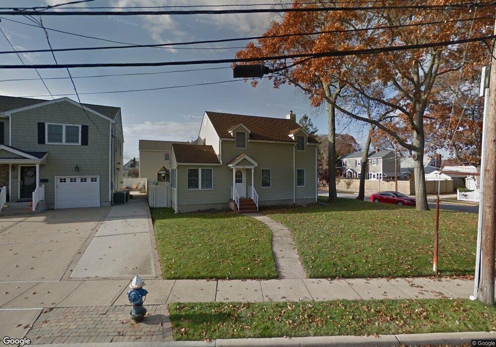 3012 Fortesque Ave, Oceanside, NY 11572 - photo 1