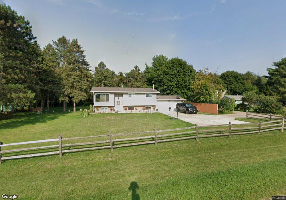 1333 S Fish Hatchery Rd, Oregon, WI 53575 - photo 1