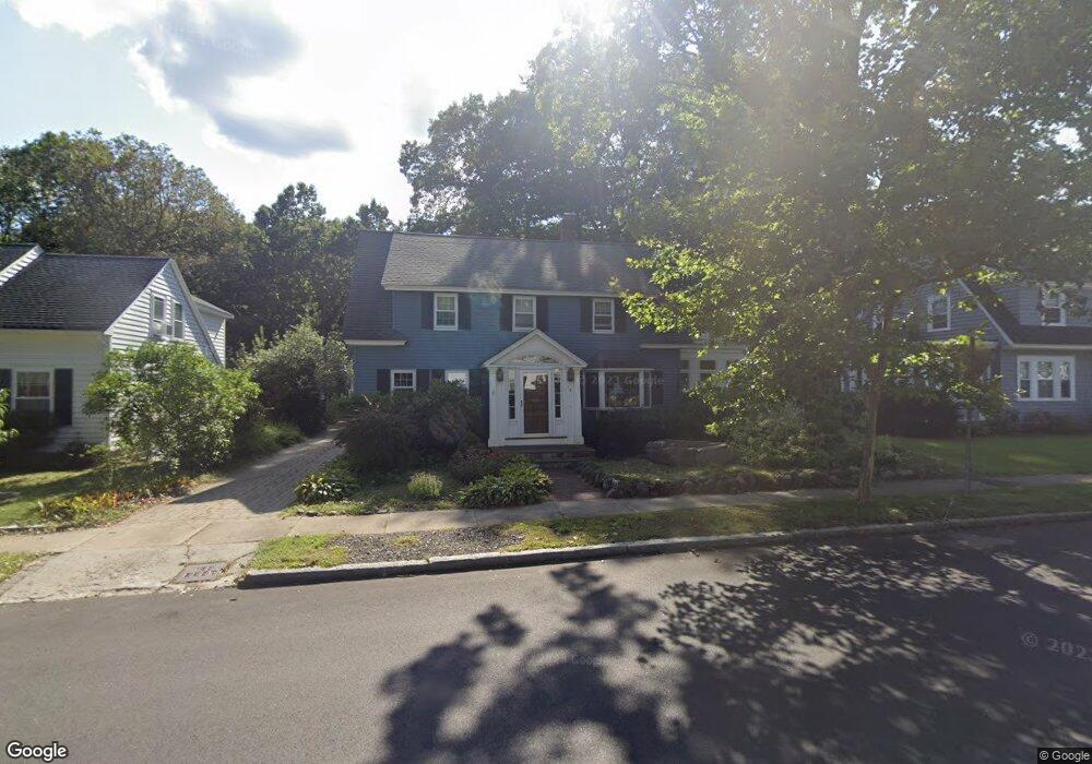 14 Canterbury St, Andover, MA 01810 - photo 1