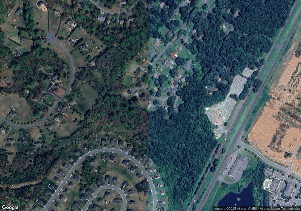 303 Whitethorn Ct, Ruckersville, VA 22968 - photo 1