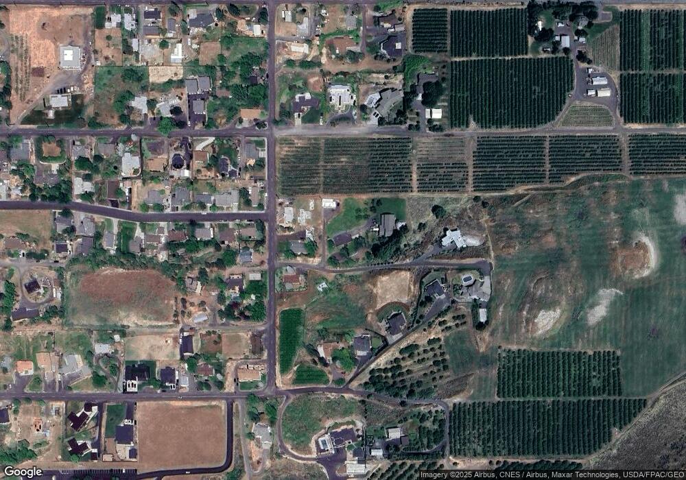 2719 E 16th St, the Dalles, OR 97058 - photo 1