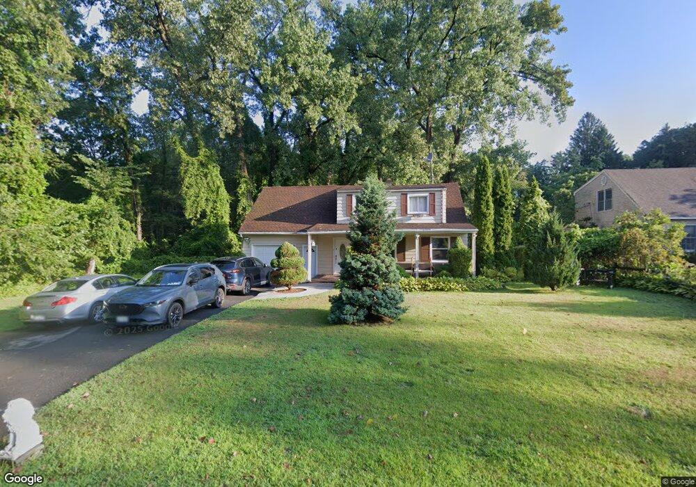 15 Rita Ln, Albany, NY 12211 - photo 1