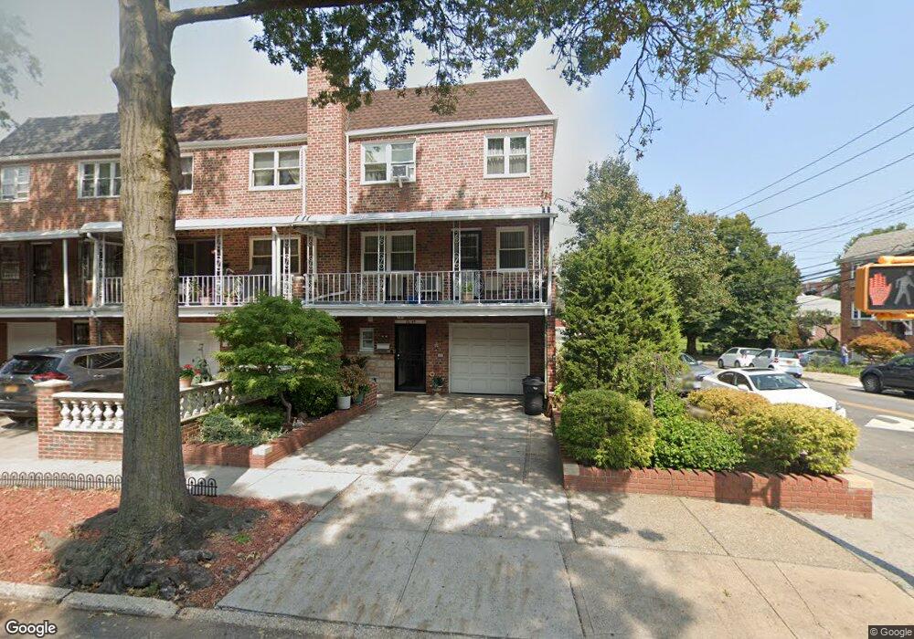 7243 Caldwell Ave, Maspeth, NY 11378 - photo 1