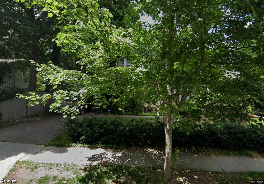 40 Crafts Rd unit 1, Chestnut Hill, MA 02467 - photo 1