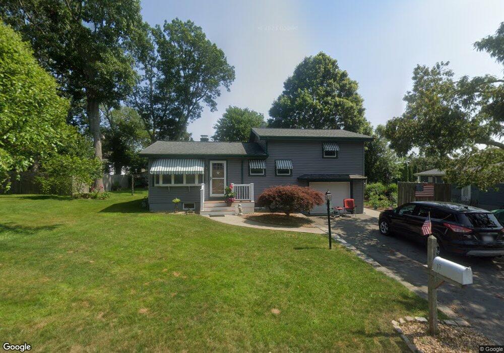 19 Jameson St, Fairhaven, MA 02719 - photo 1