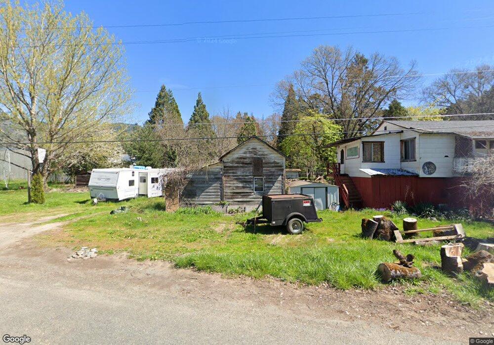 137 Laureldale Ln, Grants Pass, OR 97527 - photo 1