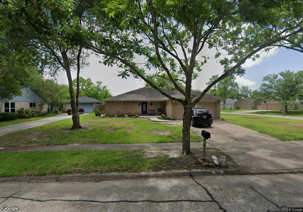 502 Point Clear Dr, Friendswood, TX 77546 - photo 1