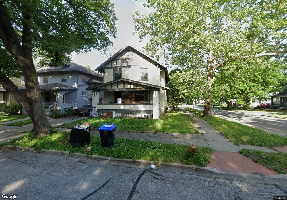 1243 SW Mulvane St, Topeka, KS 66604 - photo 1