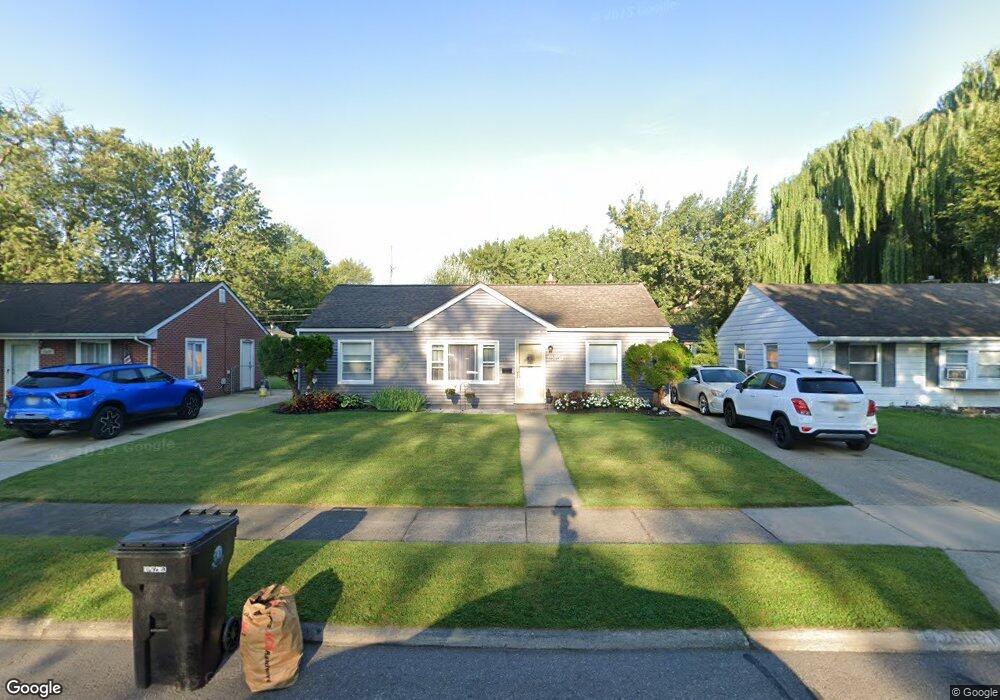 26621 Academy St, Roseville, MI 48066 - photo 1