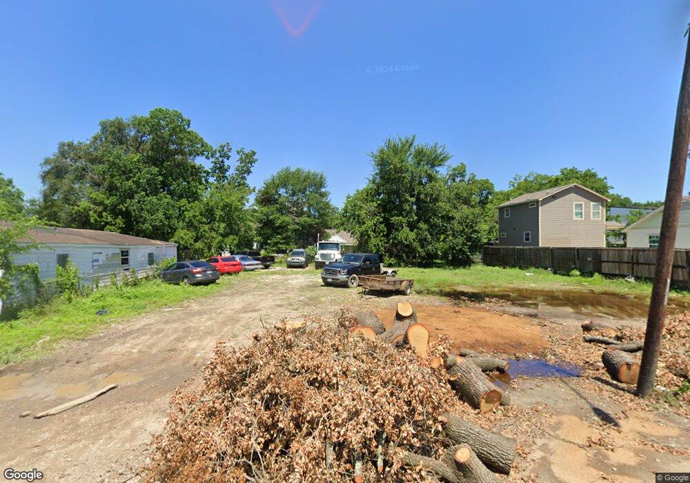 6832 Sidney St, Houston, TX 77021 - photo 1