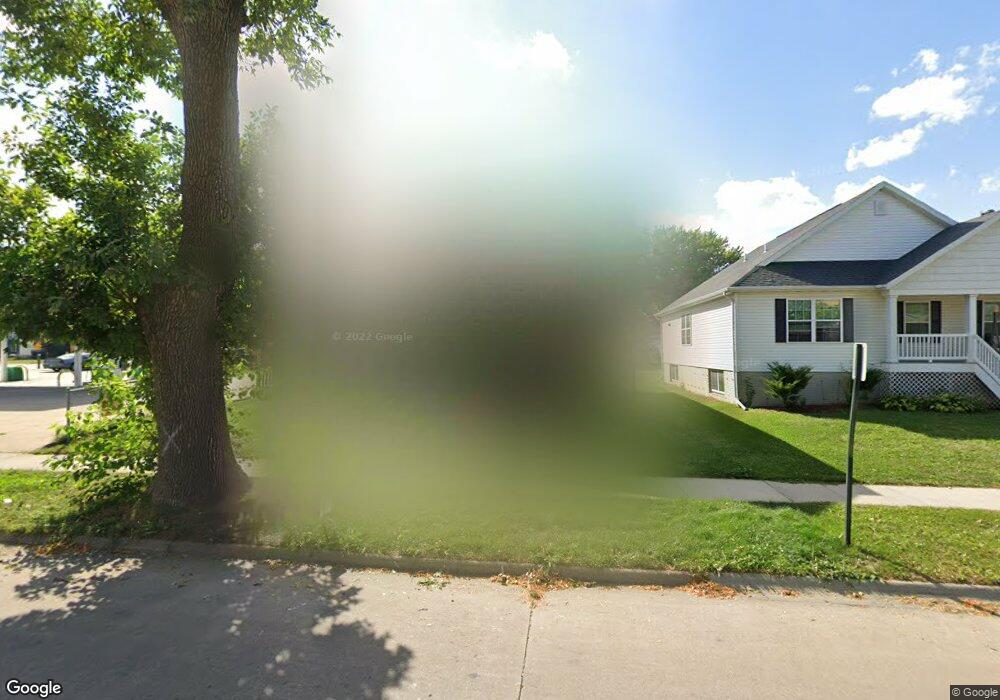 1510 J St SW, Cedar Rapids, IA 52404 - photo 1