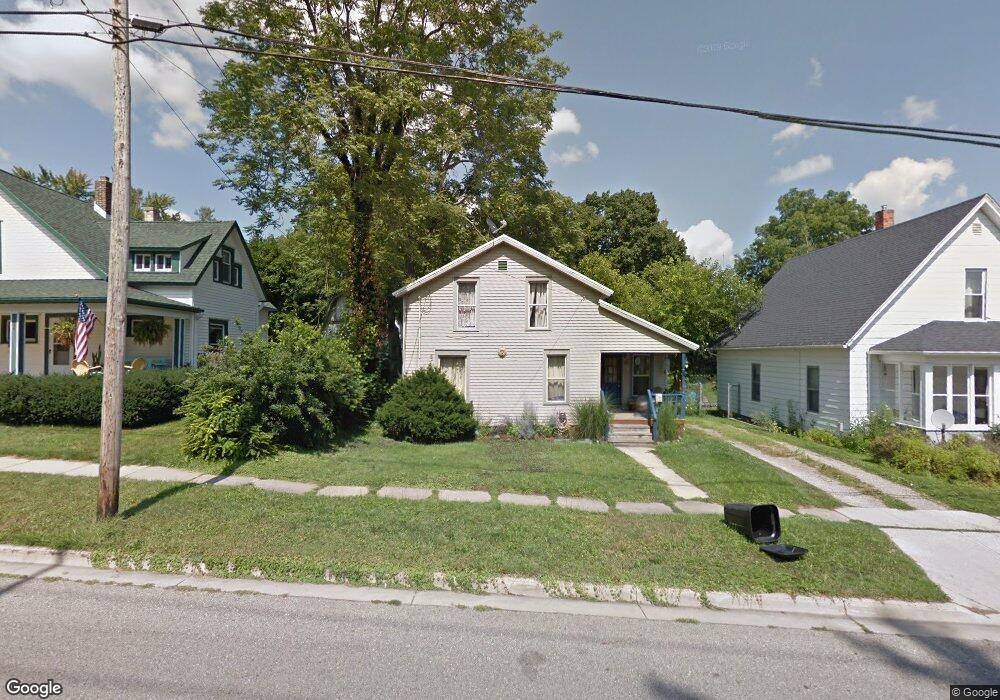 118 W Main St, Grand Ledge, MI 48837 - photo 1