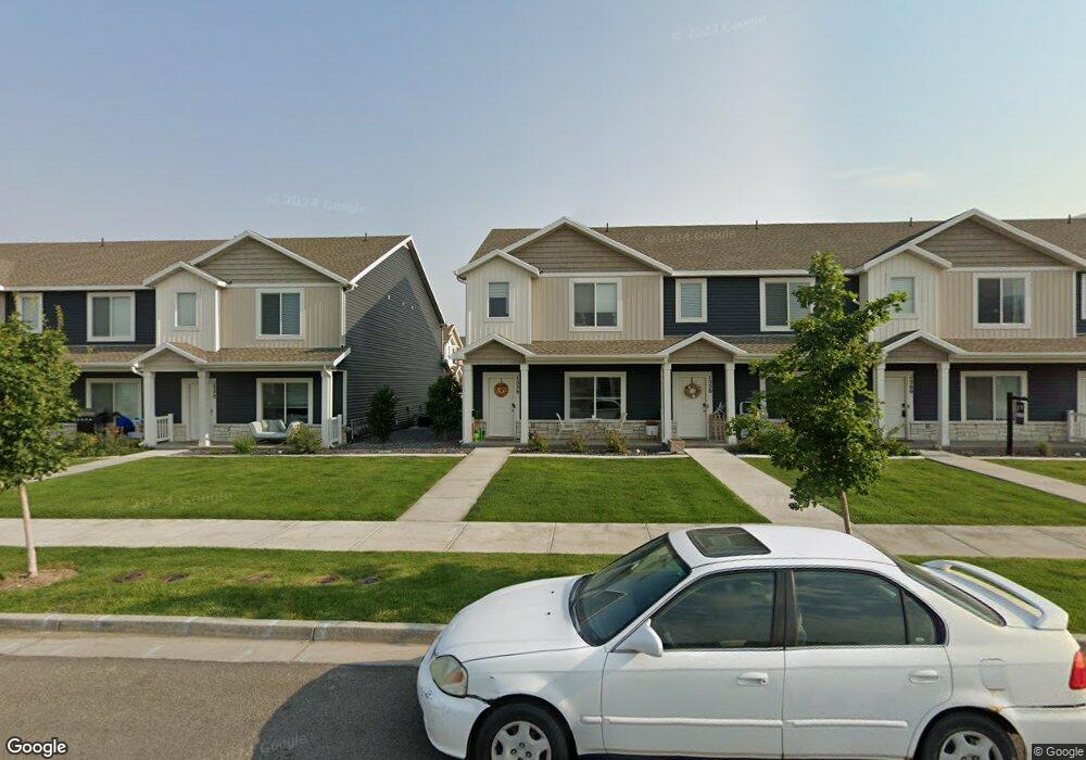 1556 E 460 S, Hyrum, UT 84319 - photo 1