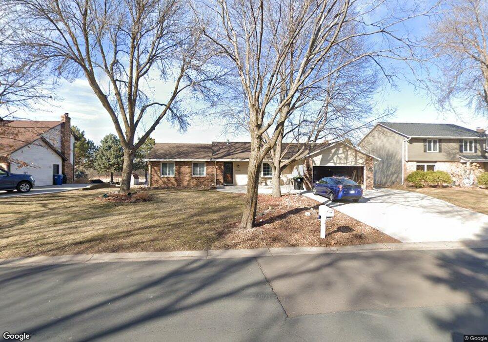 10082 104th Ave N, Maple Grove, MN 55369 - photo 1