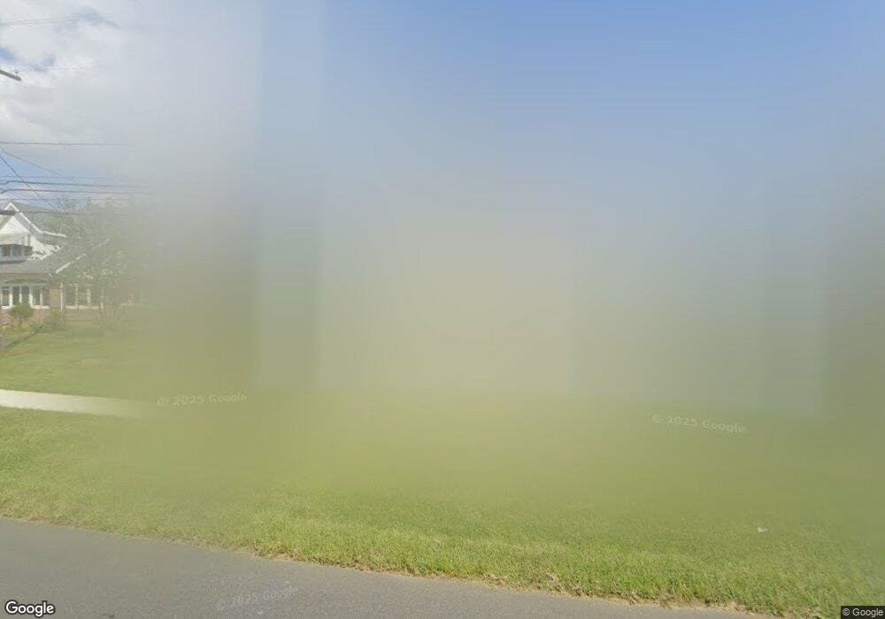 211 Broad St, Saint Georges, DE 19733 - photo 1