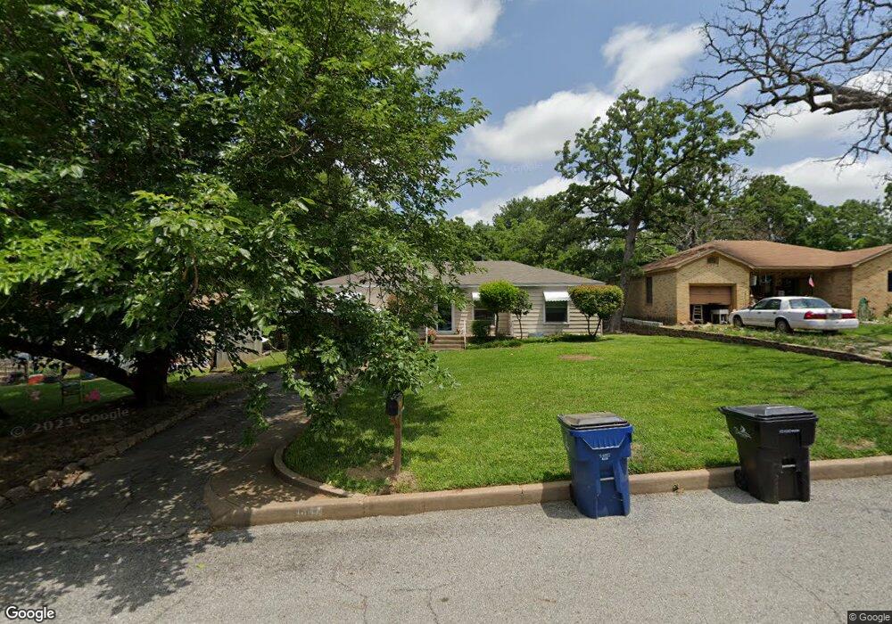 1407 W Day St, Denison, TX 75020 - photo 1