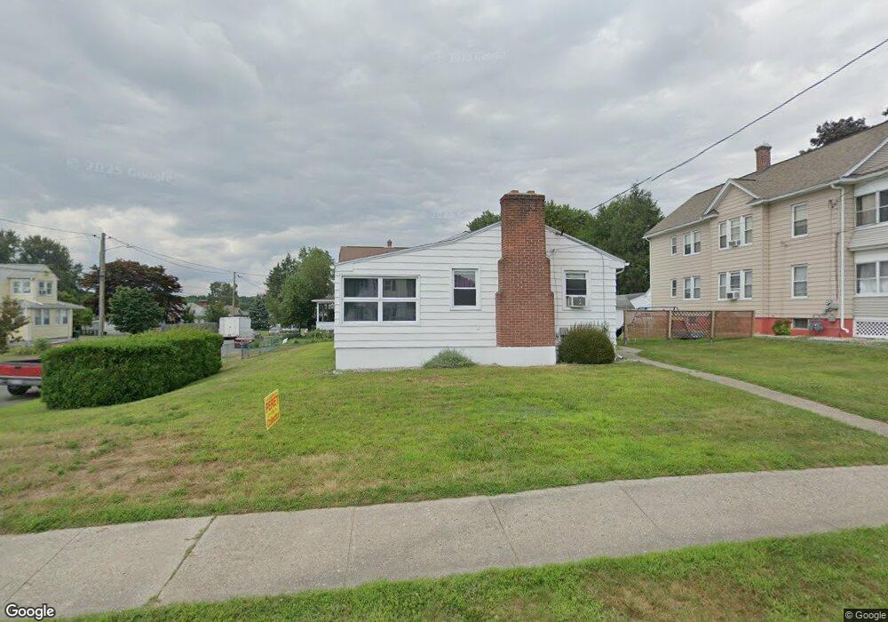 235 Fairview Ave, Chicopee, MA 01013 - photo 1