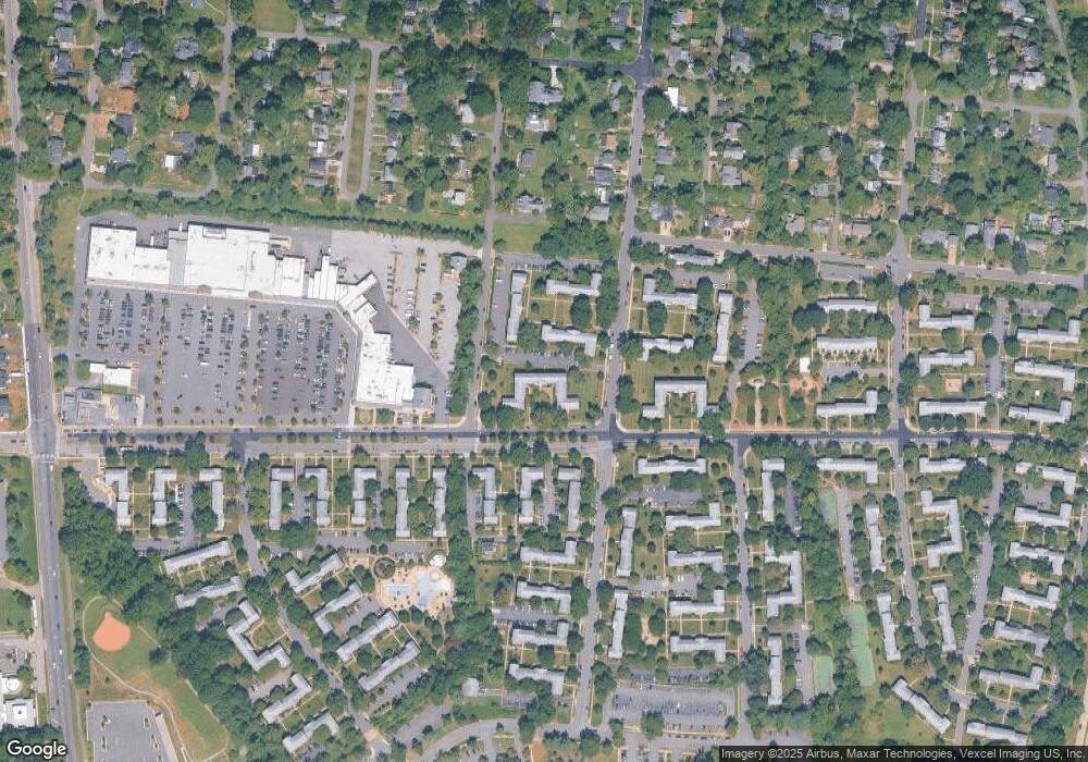 1404 Belle View Blvd unit C2, Alexandria, VA 22307 - photo 1