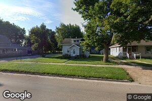 102 9th St W, Sibley, IA 51249