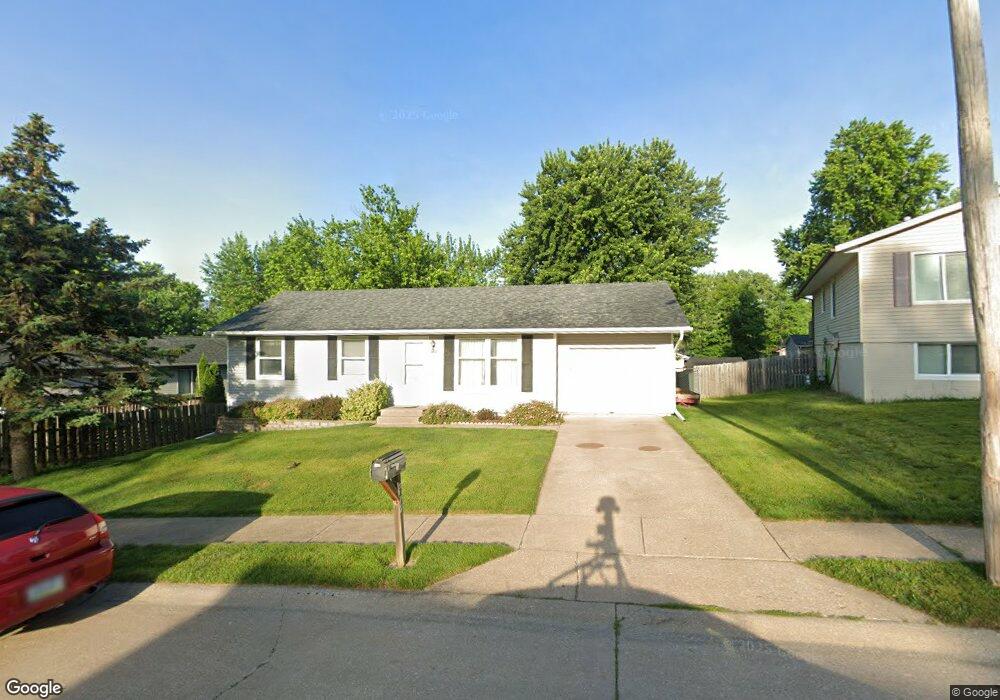 5812 Jebens Ave, Davenport, IA 52806 - photo 1