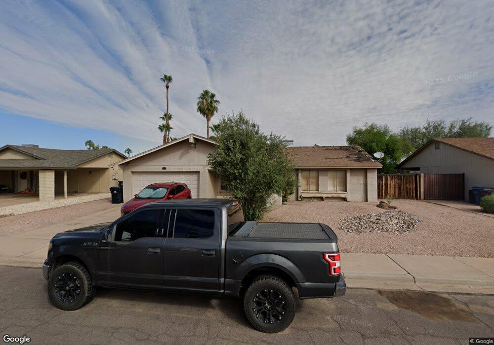 636 W Laguna Azul - Pool!!! --, Mesa, AZ 85210 - photo 1