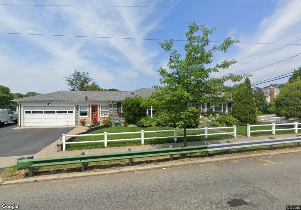 542 River Ave, Providence, RI 02908 - photo 1