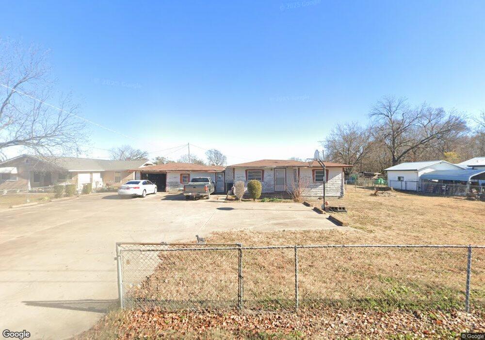 1825 N Morton Ave, Okmulgee, OK 74447 - photo 1
