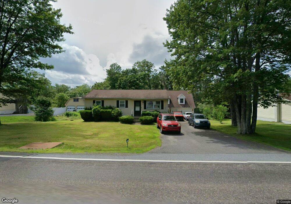 539 Woodlawn Ave, Mountain Top, PA 18707 - photo 1