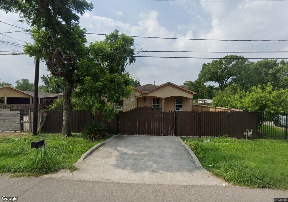 4304 Rosemary Ln, Houston, TX 77093 - photo 1