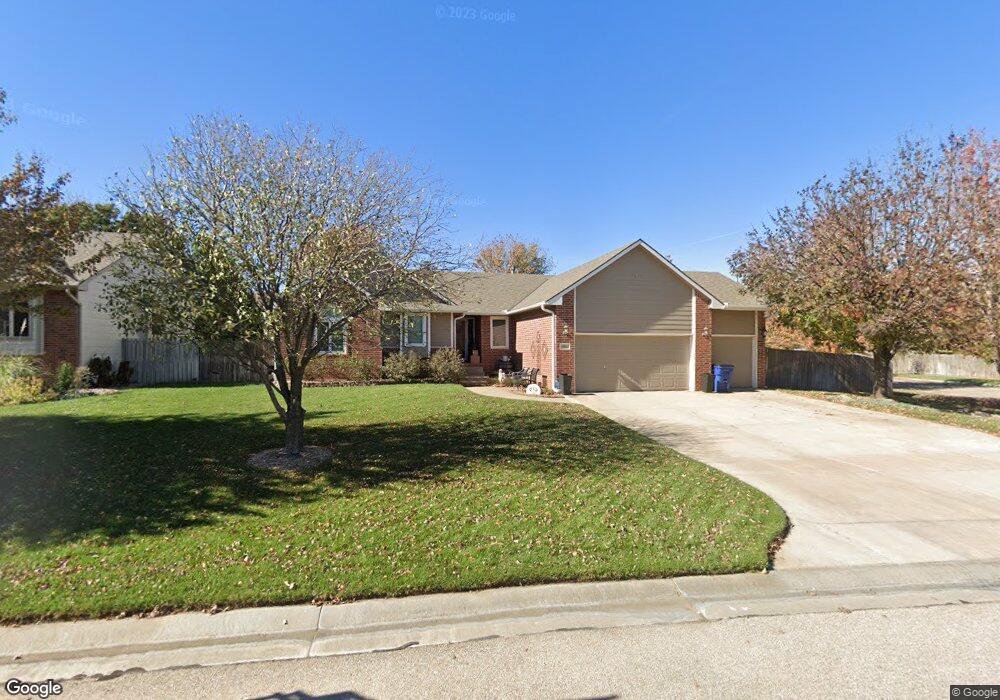 931 N Azure Cir, Wichita, KS 67235 - photo 1