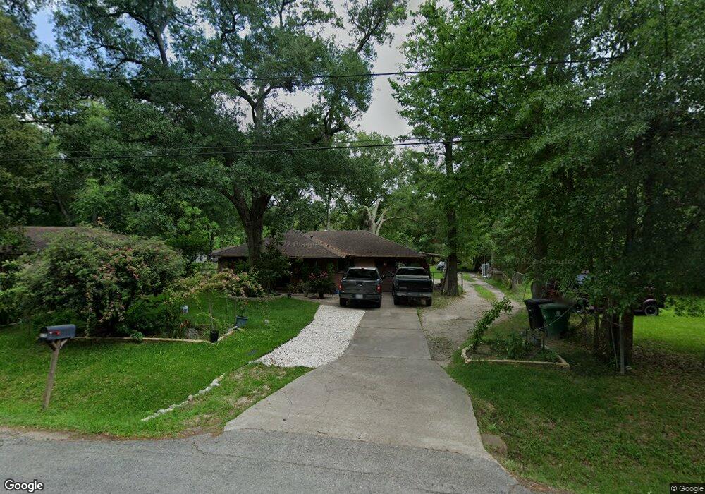 5418 Styling Dr, Houston, TX 77016 - photo 1