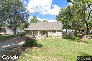 105 E Melvin St, Arma, KS 66712