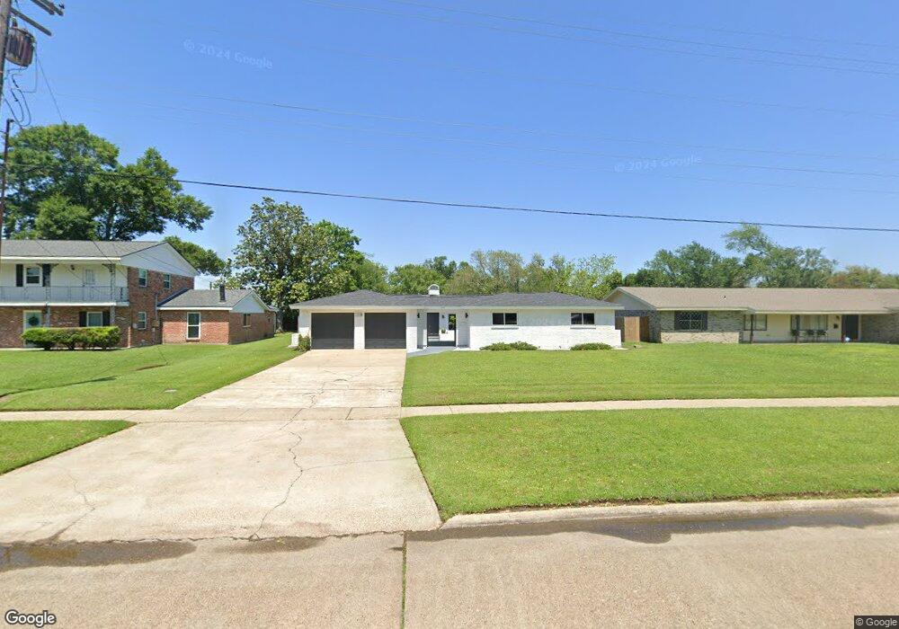 1350 Jefferson Dr, Lake Charles, LA 70605 - photo 1