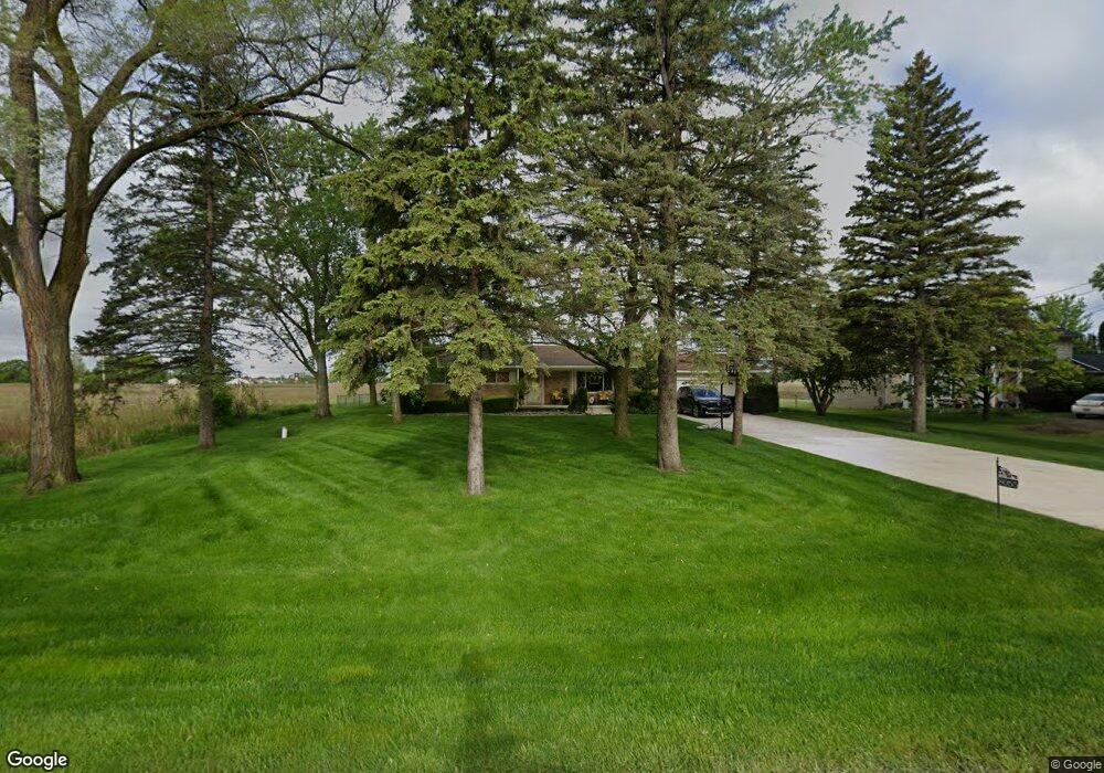 8055 N Jennings Rd, Mount Morris, MI 48458 - photo 1