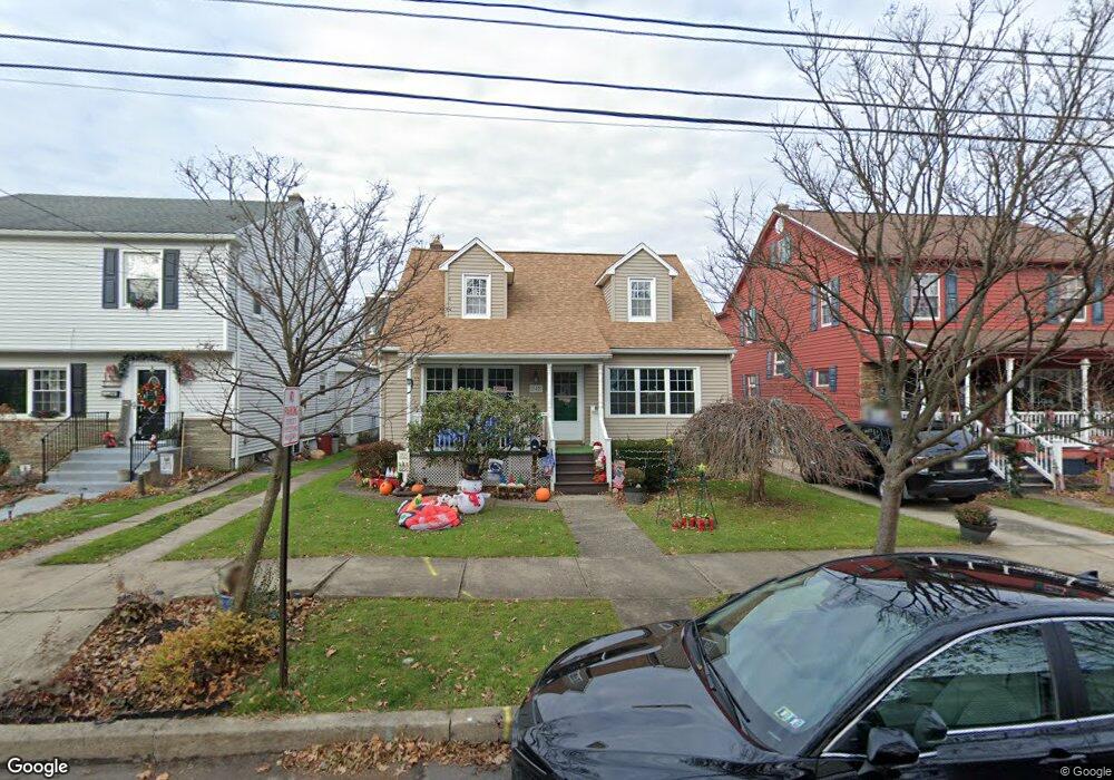 242 Wright Ave, Kingston, PA 18704 - photo 1