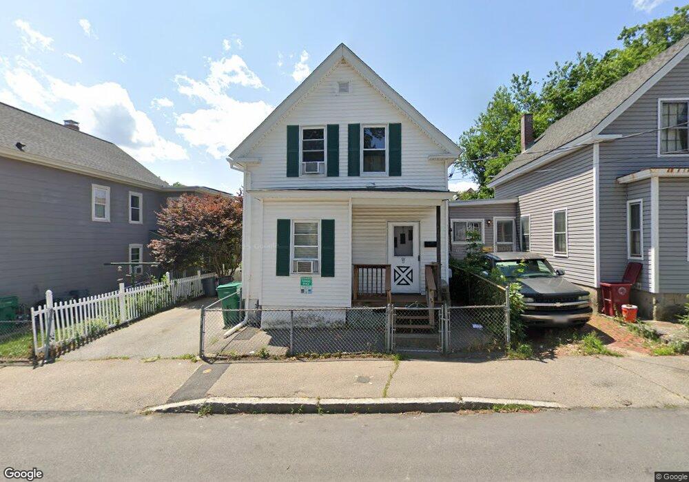 122 Coburn St, Lowell, MA 01850 - photo 1