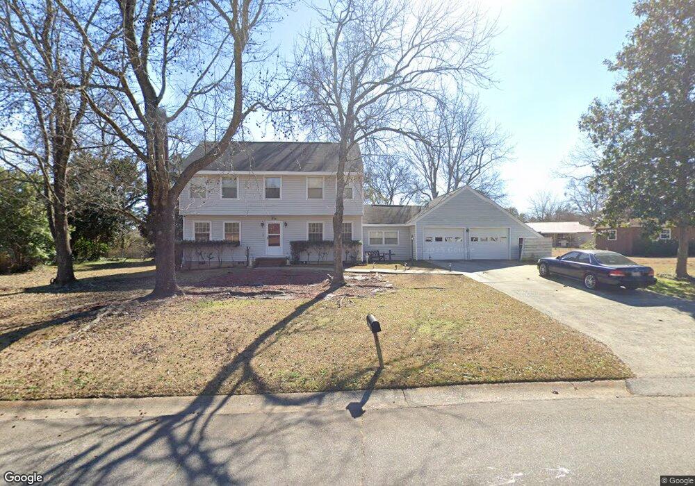 216 Wake Forest Dr, Warner Robins, GA 31093 - photo 1