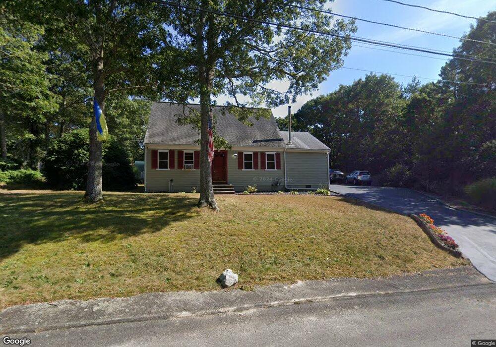 70 Chopteaque Ln, Marstons Mills, MA 02648 - photo 1