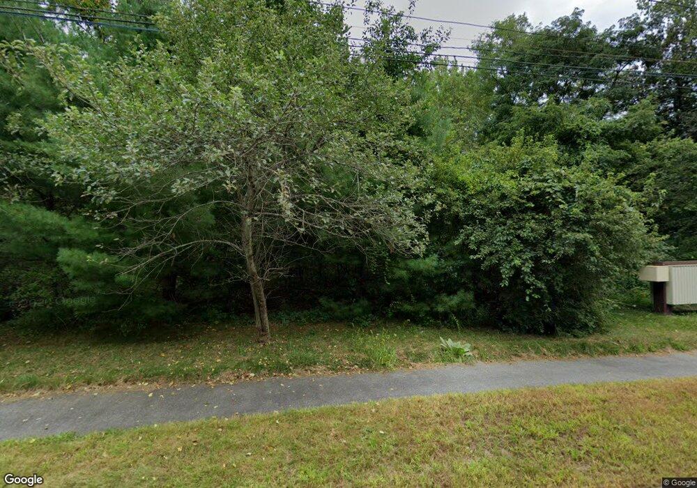 42-1 Davis Rd- Heat Included, Acton, MA 01720 - photo 1