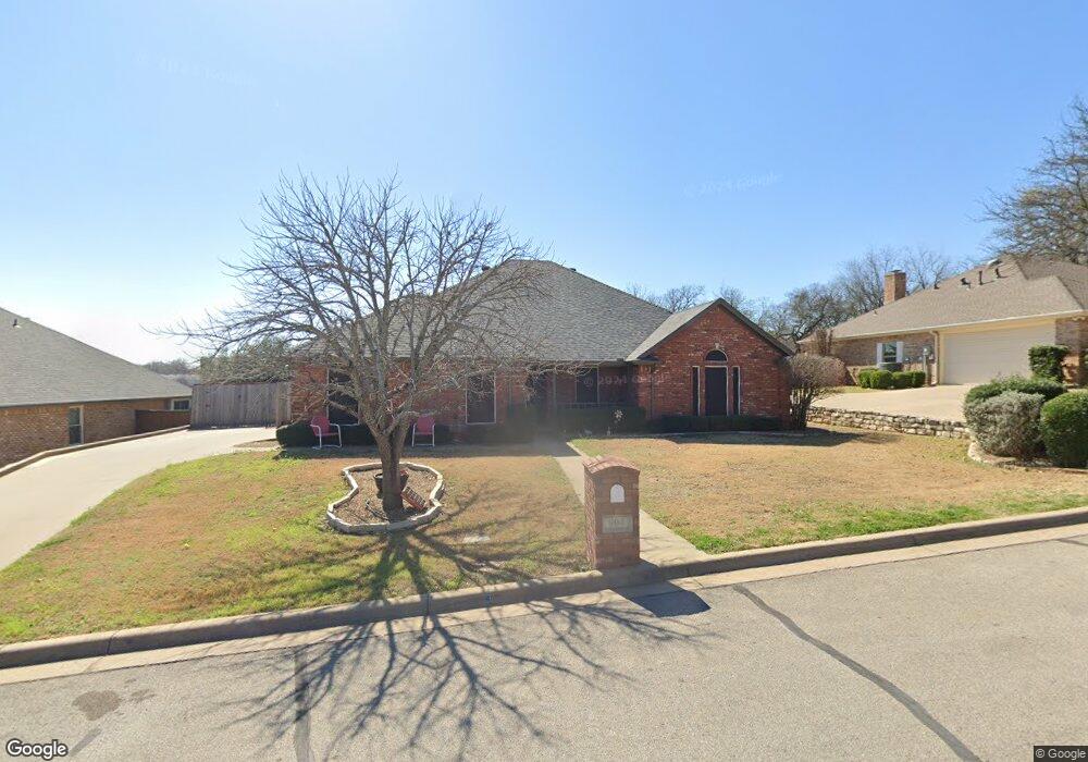 904 Overton Dr, Weatherford, TX 76086 - photo 1