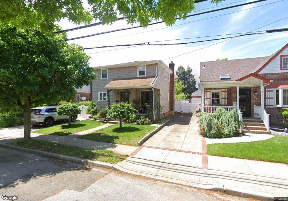 140 Jefferson St, Franklin Square, NY 11010 - photo 1