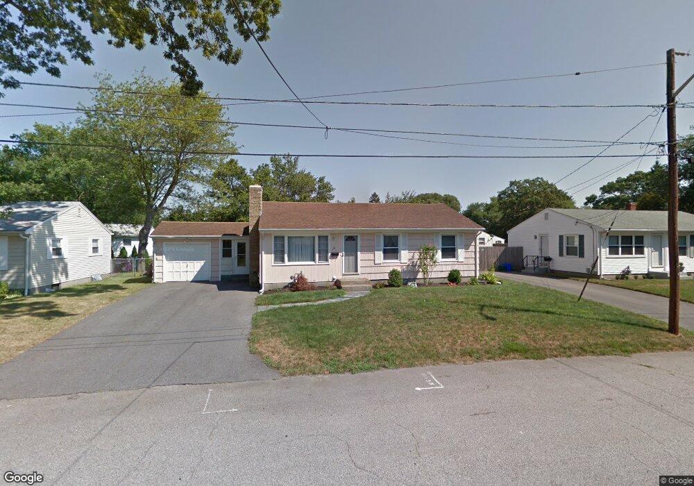 26 Timberland Dr, Riverside, RI 02915 - photo 1