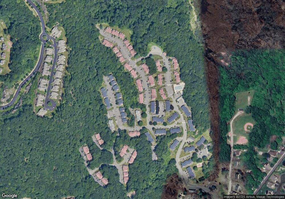 18 Deer Run, Bethel, CT 06801 - photo 1