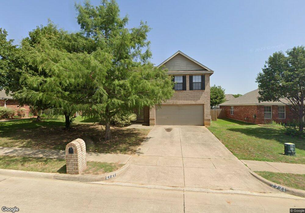 2721 Hilcroft Ave, Denton, TX 76210 - photo 1