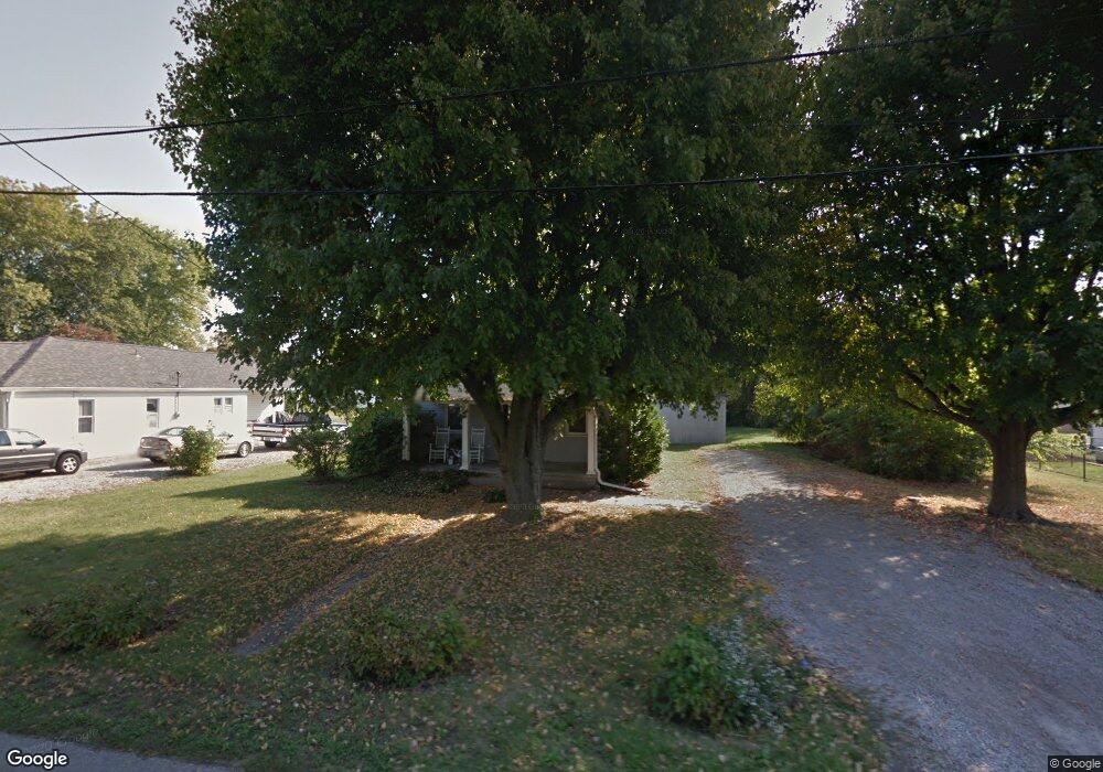 690 N Forsythe St, Franklin, IN 46131 - photo 1