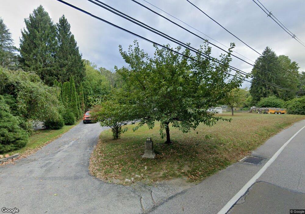 1040 Sproul Rd, Bryn Mawr, PA 19010 - photo 1