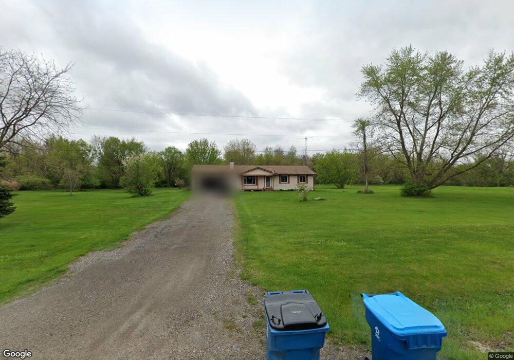 5237 Ray Rd, Linden, MI 48451 - photo 1