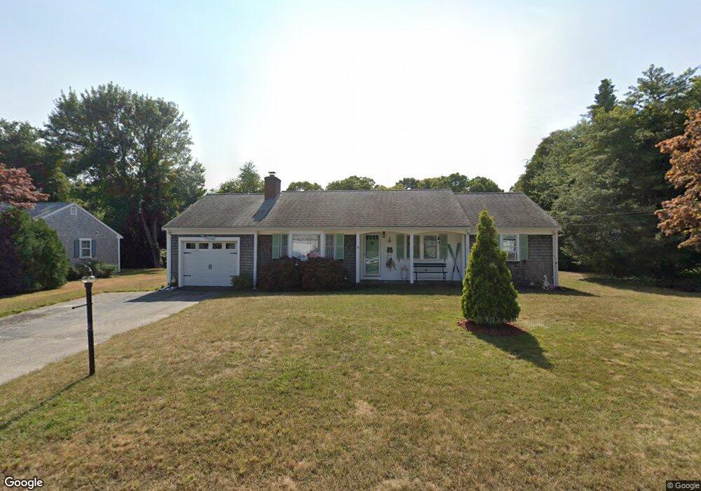 33 Brezner Ln, Centerville, MA 02632 - photo 1