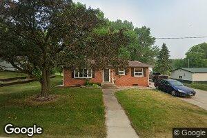 305 NW 6th St, Elysian, MN 56028